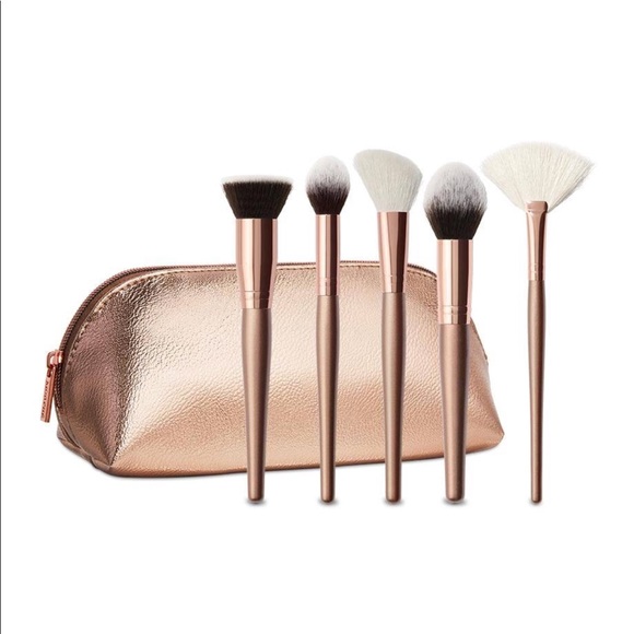 MORPHE Other - MORPHE
COMPLEXION GOALS